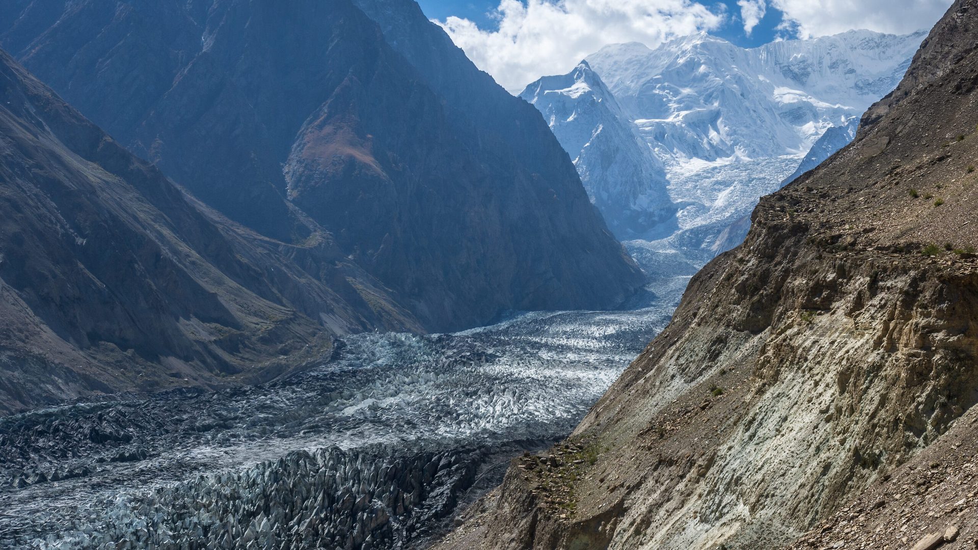 Trekking tours